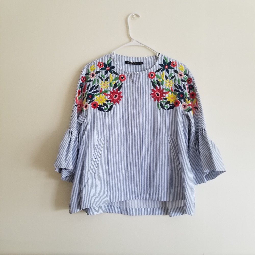 Zara Basic Collection blue and floral blouse